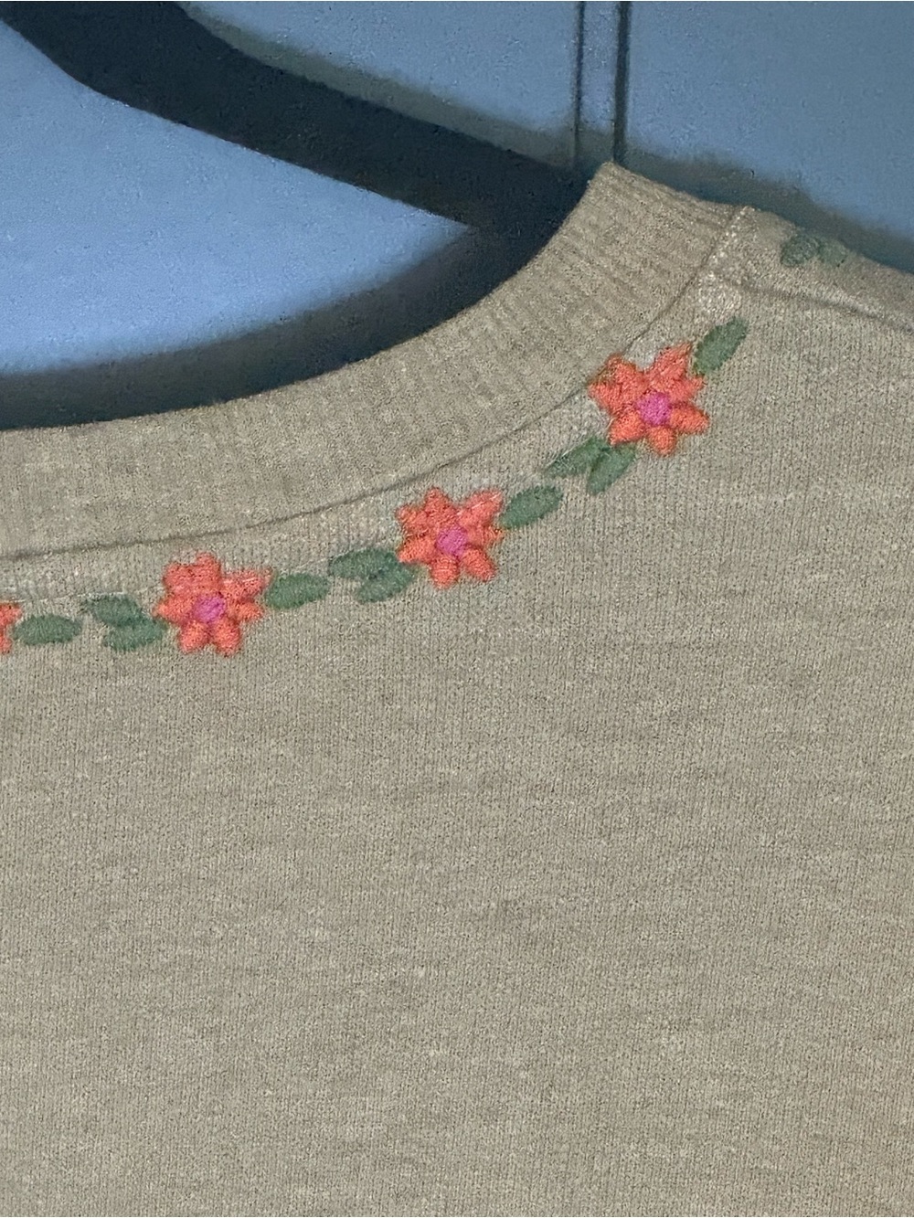 🌺 NATURAL LIFE Women’s Gray Crewneck Sweatshirt Enjoy the Little Things L/XL - Picture 11 of 13